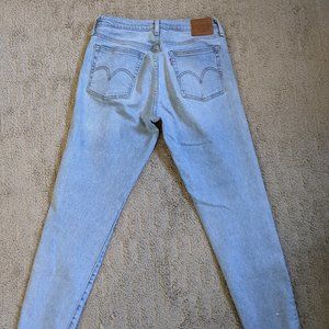 Levi's Premium Wedgie fit Jeans